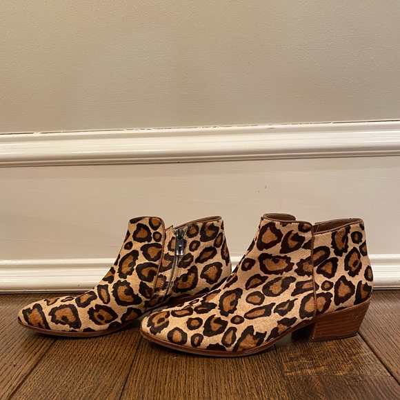 Sam Edelman Shoes - Sam Edelman Petty Leopard Haircalf Booties size 8.5
